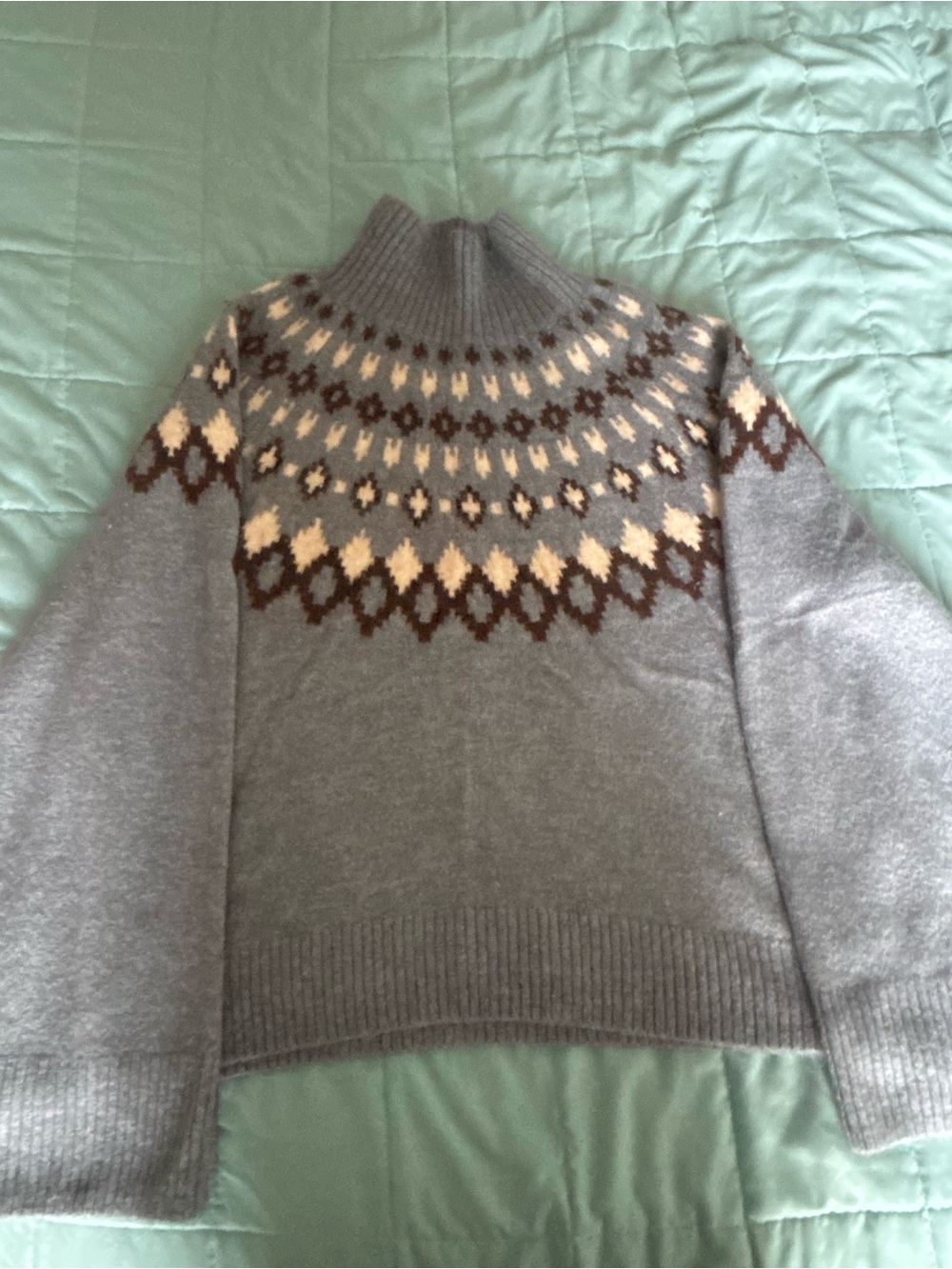 GAP Gray Fair Isle Turtleneck Sweater with Cream and Brown Yoke